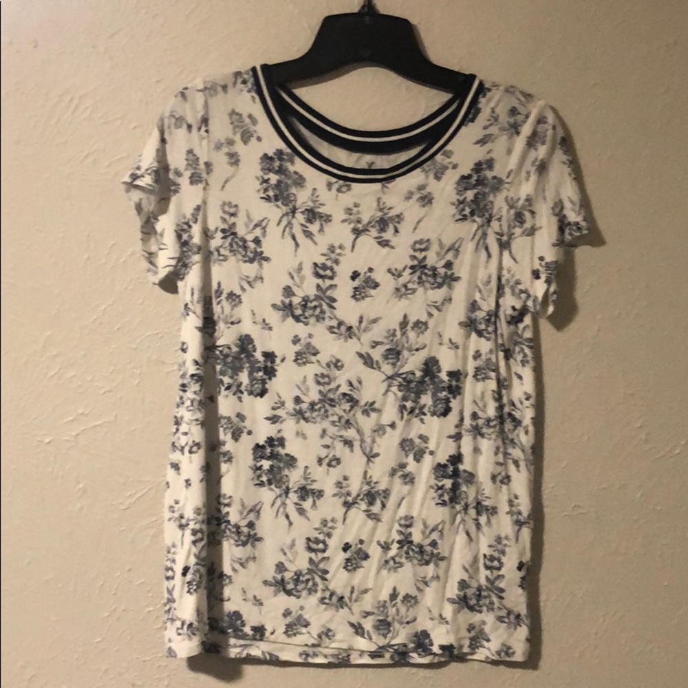 Vintage print, crew neck tee shirt